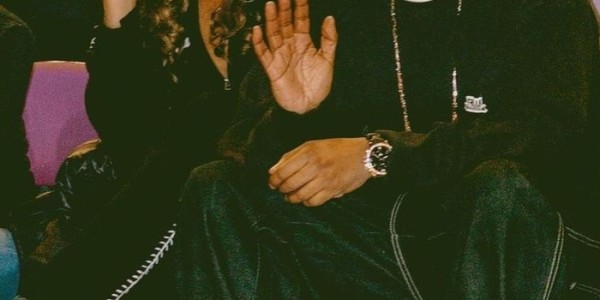 NBA场边观众展现热情|_新浪体育_新浪新闻