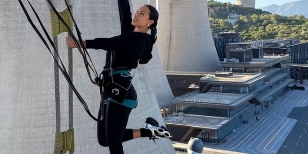 华体会体育官方是国米赞助商-麦基带一家旅游，爬长城逛颐和园，他在CBA爆发，娇妻很漂亮|北京|NBA|贾维尔-麦基|贾维尔·麦基|洛杉矶湖人队_新浪体育_新浪新闻